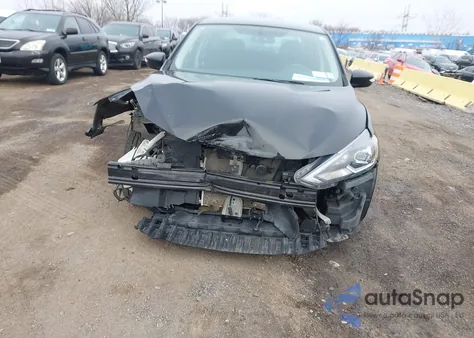 2018 Nissan Sentra Sr из США, поврежденный, VIN 3N1AB7AP1JY275244